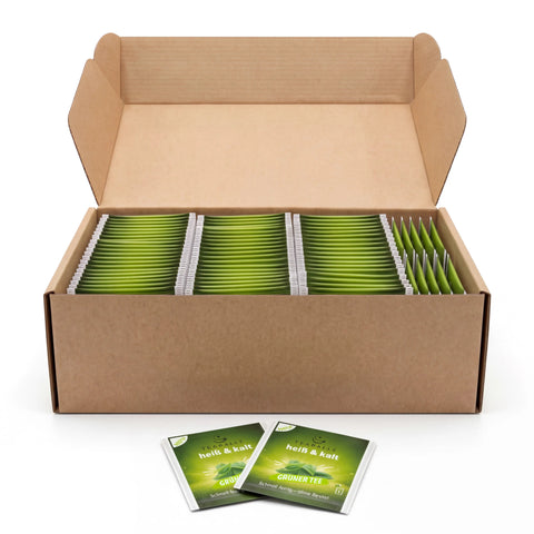 TEABALLS Grüner Tee Sachetbox geöffnet mit einzeln verpackten Sachets