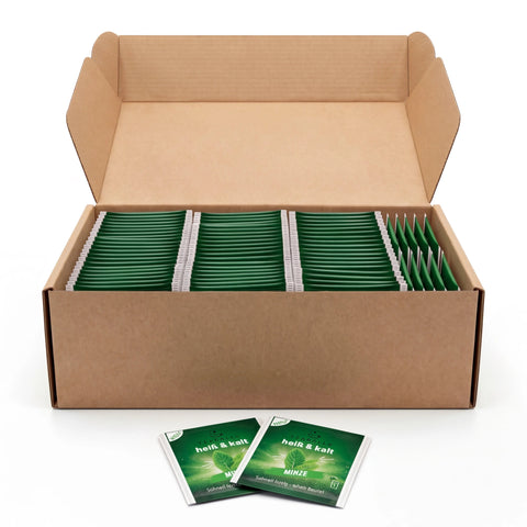 TEABALLS Minze Sachetbox geöffnet mit einzeln verpackten Sachets